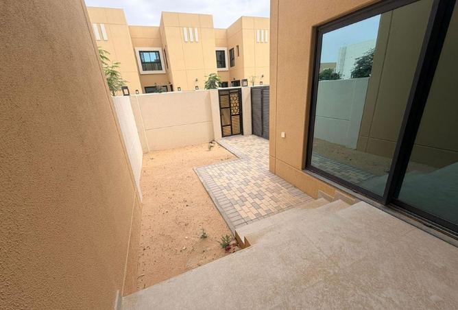 68300608 - Property Image 3