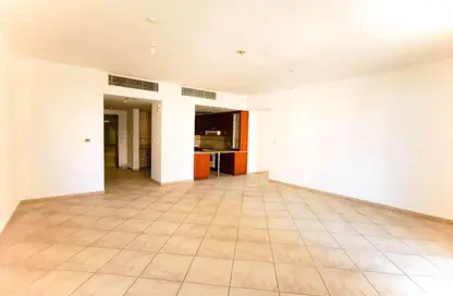 Apartment - 2 Bedrooms - 3 Bathrooms for sale in Shakespeare Circus 2 - Shakespeare Circus - Motor City - Dubai