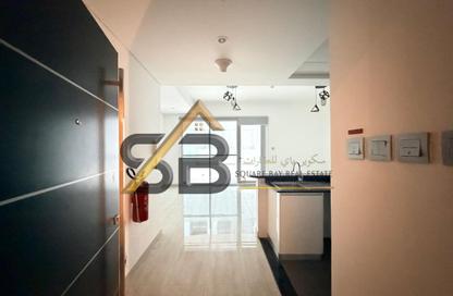 Apartment - 2 Bedrooms - 2 Bathrooms for rent in Central 1 Dubai 6 - Jumeirah Garden City - Al Satwa - Dubai