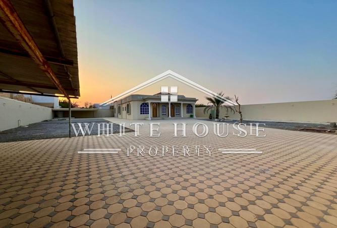 143763556 - Property Image 2