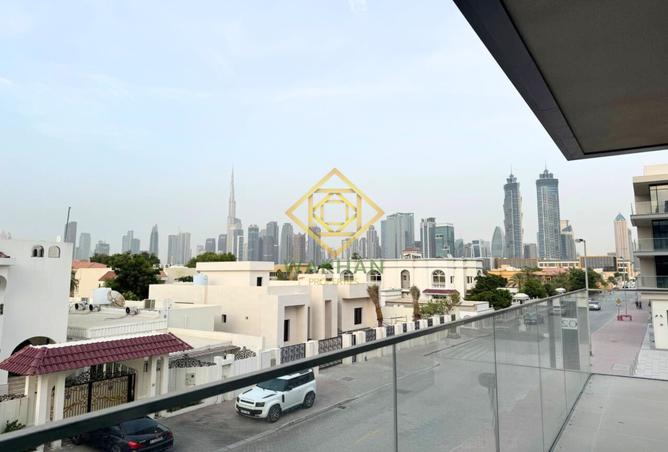 2PJBrSLxO7s - الصورة الرئيسية للعقار