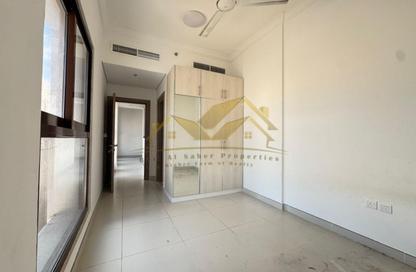 Apartment - 1 - 2 for rent in Al Souk Al Kabeer - Bur Dubai - Dubai Apartment - 1 - 2 for rent in Al Souk Al Kabeer - Bur Dubai - Dubai