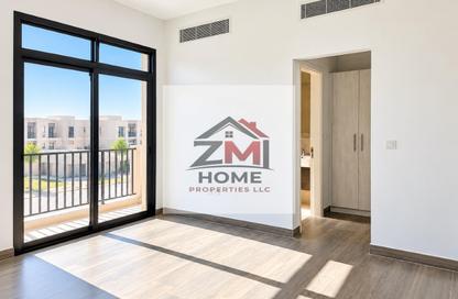 Townhouse - 4 - 5 for rent in Nasma Residence - Al Tai - Sharjah