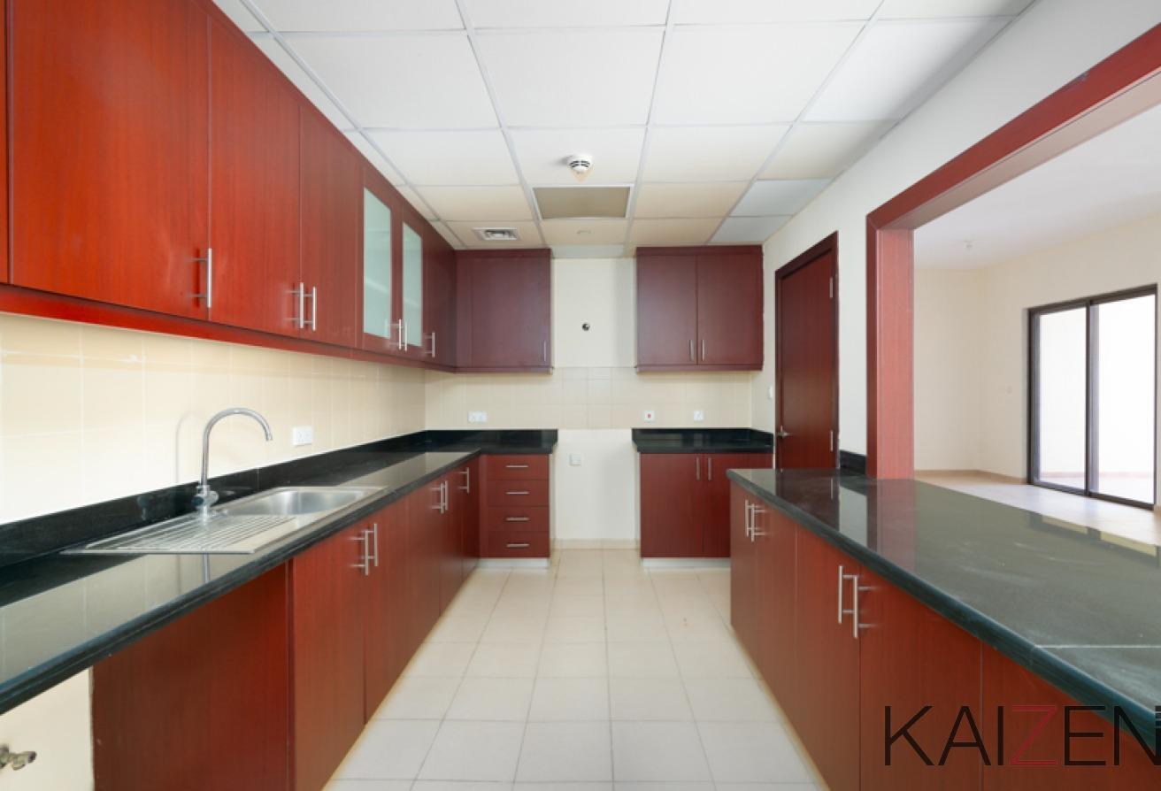 Massive 1BHK | Walk to The Beach | JBR photo 4