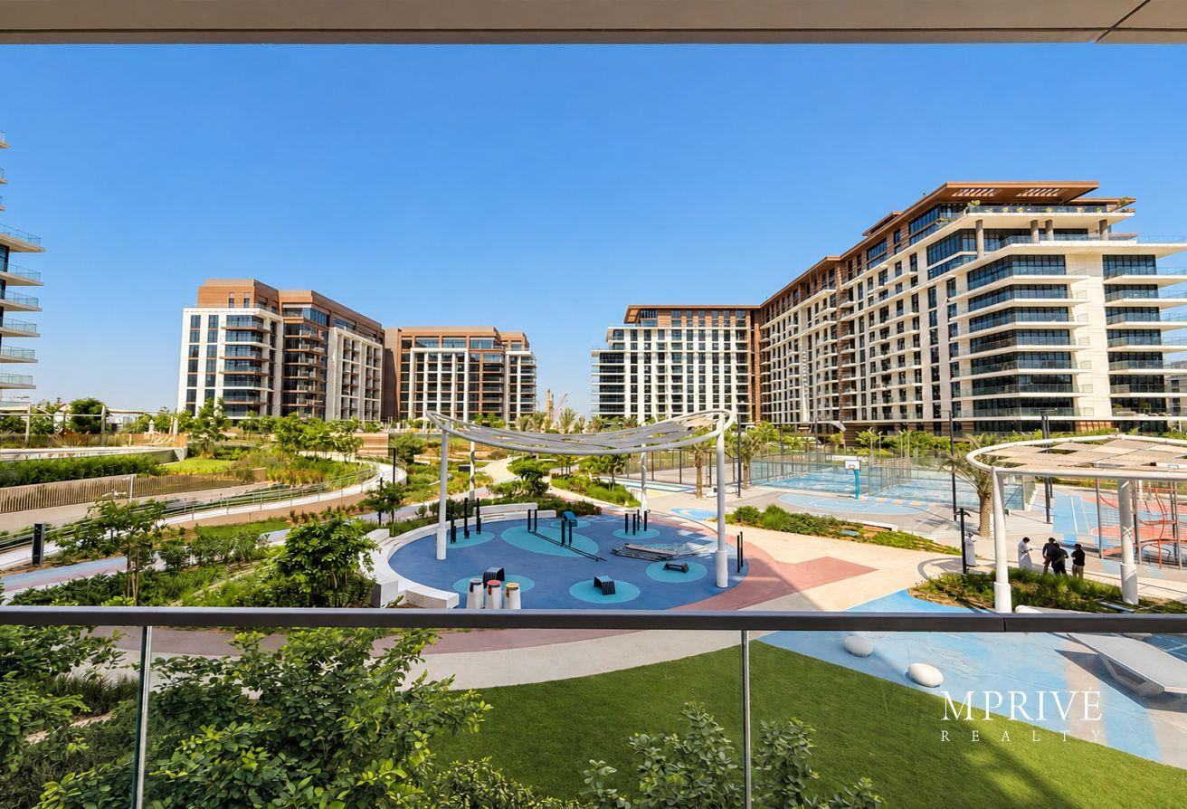 UNFURNISHED| Luxury 4BR + Maid | Park View photo 12
