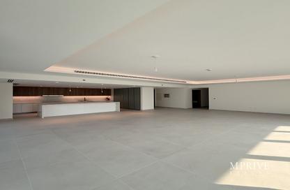Apartment - 4 - 5 for rent in Erin - Central Park at City Walk - City Walk - Dubai