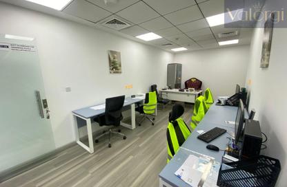 Office Space - 1 Bedroom for rent in Latifa Tower - Sheikh Zayed Road - Dubai