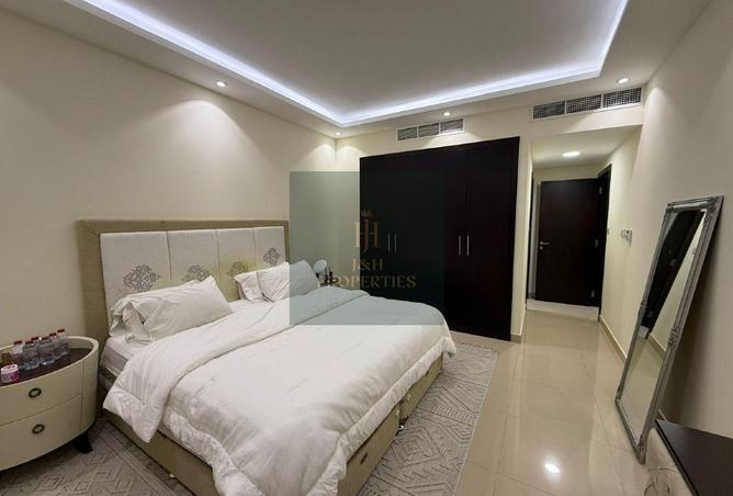 76982860 - Property Image 3