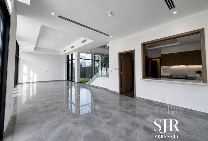 101300051 - Property Image 3