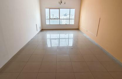 Apartment - 2 - 4 for rent in Al Khan Corniche - Al Khan - Sharjah