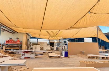 Warehouse - Studio for rent in RAS - Umm Ramool - Dubai