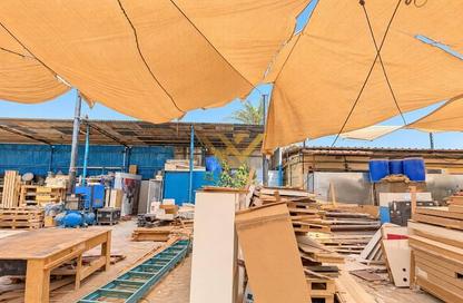 Warehouse - Studio for rent in RAS - Umm Ramool - Dubai