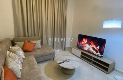 شقة - غرفة نوم - 2 حمامات للايجار في بن غاطي روز - منطقة 15 - قرية جميرا الدائرية - دبي