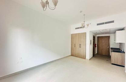 Apartment - 1 Bedroom - 1 Bathroom for rent in International City Phase 2 - Al Warsan 4 - Al Warsan - Dubai