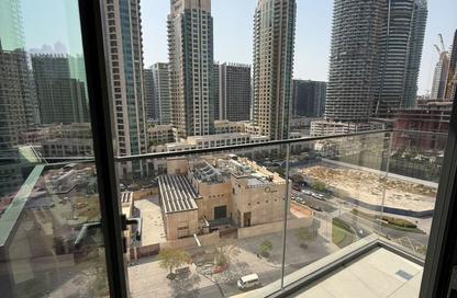 Apartment - 1 - 1 for rent in Burj Royale - Downtown Dubai - Dubai