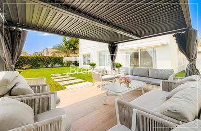 Villa - 5 - 6 for sale in Meadows 2 - Meadows - Dubai Villa - 5 - 6 for sale in Meadows 2 - Meadows - Dubai