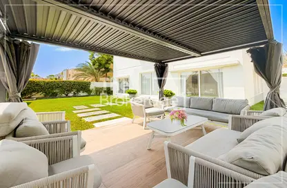 Villa - 5 Bedrooms - 6 Bathrooms for sale in Meadows 2 - Meadows - Dubai