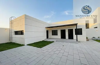 Villa - 6 Bedrooms - 7+ Bathrooms for rent in Wadi Alshabak - Dubai