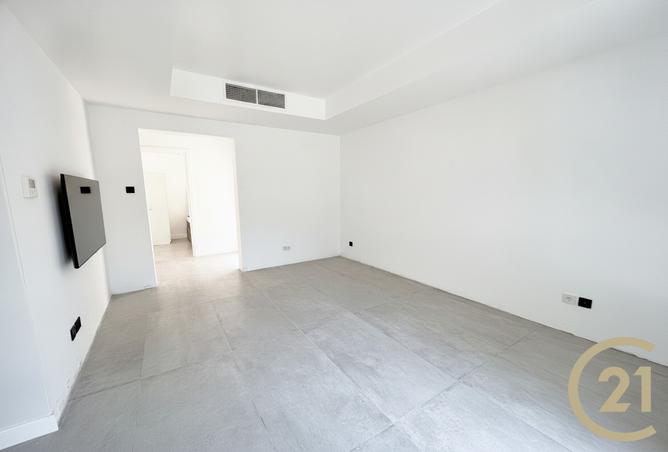 128377849 - Property Image 3