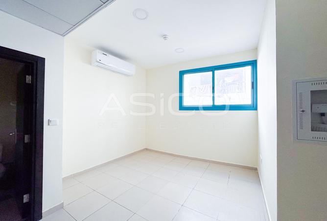 128813676 - Property Image 2