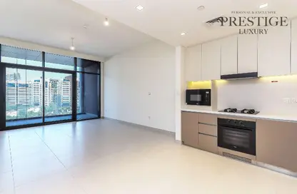 Apartment - 1 Bedroom - 2 Bathrooms for rent in Vista by Prestige One - Dubai Sports City - Dubai