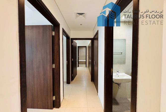 64043630 - Property Image 3