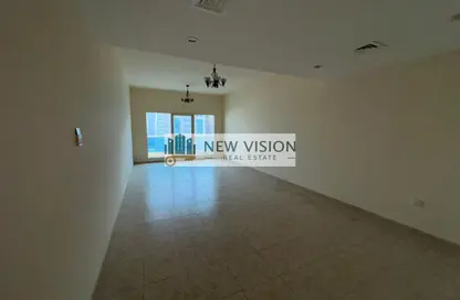 Apartment - 4 Bedrooms - 4 Bathrooms for rent in Al Taawoon Tower 1 - Al Taawoon Towers - Al Khan - Sharjah