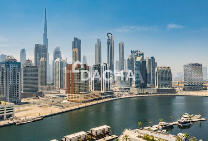 Vacant | Business Bay | Canal view | 1 Bedroom photo 2