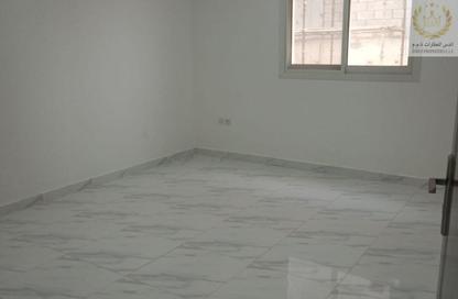 Apartment - 2 Bedrooms - 3 Bathrooms for rent in Al Jurf Industrial 3 - Al Jurf Industrial - Ajman