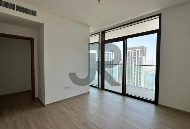156158640 - Property Image 3