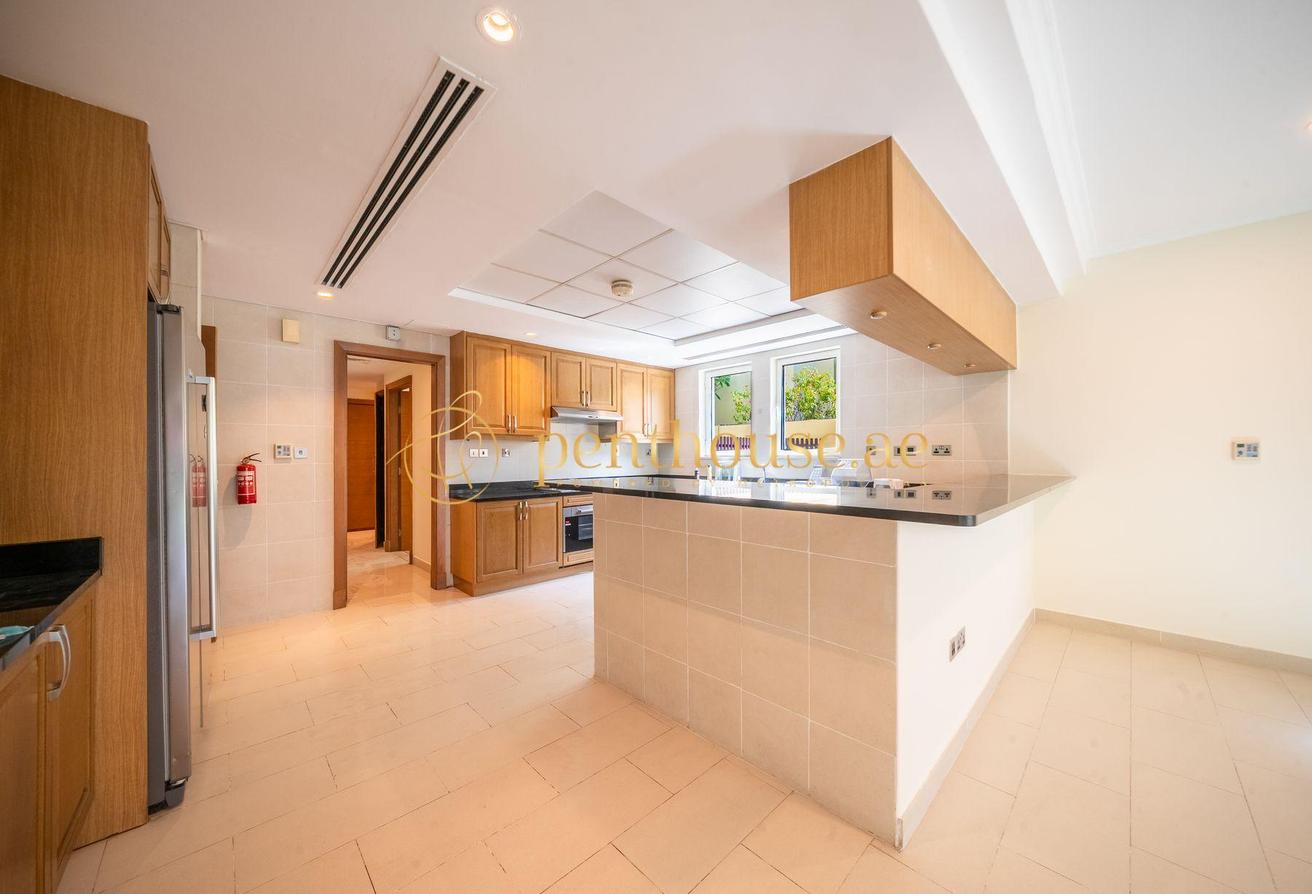 4BR+Study Villa | Pool & Garden | Family Living photo 11
