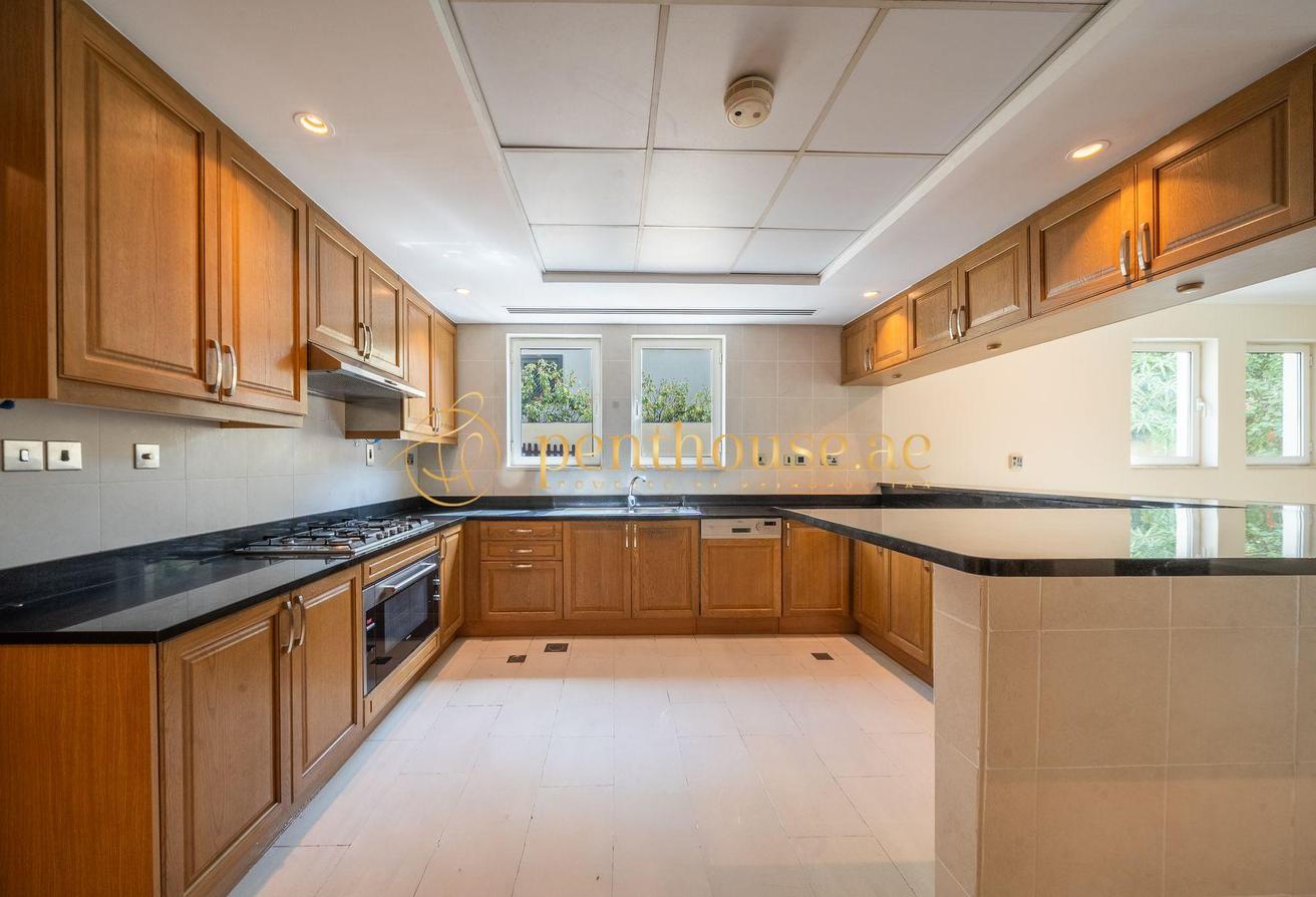 4BR+Study Villa | Pool & Garden | Family Living photo 8