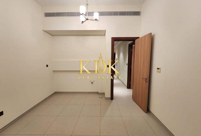 117695831 - Property Image 3