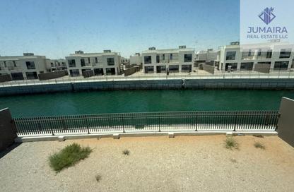 Villa - 3 Bedrooms - 4 Bathrooms for sale in Falcon Island North - Falcon Island - Al Hamra Village - Ras Al Khaimah