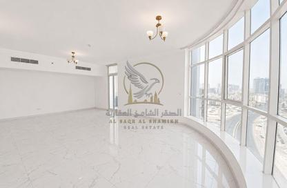 Apartment - 2 Bedrooms - 2 Bathrooms for rent in Oasis Tower - Al Rashidiya 1 - Al Rashidiya - Ajman