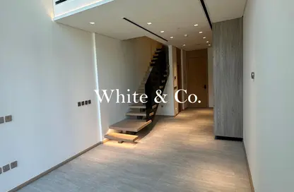 دوبلكس - غرفة نوم - 2 حمامات للبيع في التوقيع - الضاحية 10 - قرية جميرا الدائرية - دبي