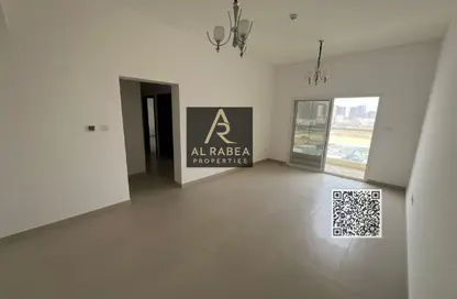 شقة - 2 غرف نوم - 3 حمامات للايجار في قرية الاميرة - الياسمين - عجمان