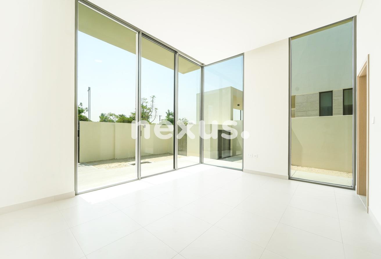 SINGLE ROW | OPEN SPACE FRONT & BACK | EXCLUSIVE photo 28