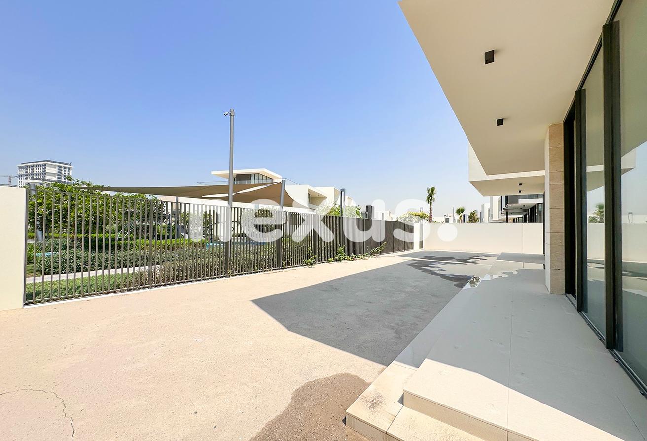 SINGLE ROW | OPEN SPACE FRONT & BACK | EXCLUSIVE photo 18