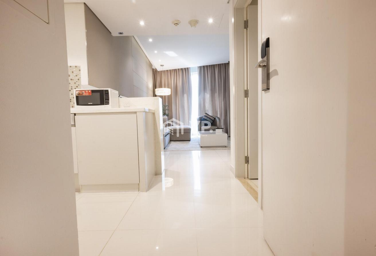 Fully furnished | Prime location | Canal view photo 5