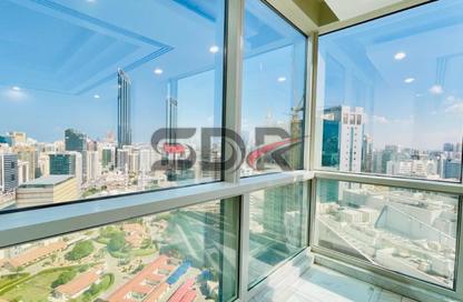 Apartment - 4 Bedrooms - 5 Bathrooms for rent in Corniche Road - Abu Dhabi