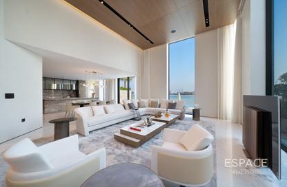 Villa - 5 Bedrooms - 6 Bathrooms for sale in Garden Homes Frond D - Garden Homes - Palm Jumeirah - Dubai Villa - 5 Bedrooms - 6 Bathrooms for sale in Garden Homes Frond D - Garden Homes - Palm Jumeirah - Dubai