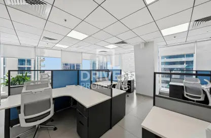 مكتب - استوديو - 1 حمام للايجار في برج المنارة - الخليج التجاري - دبي