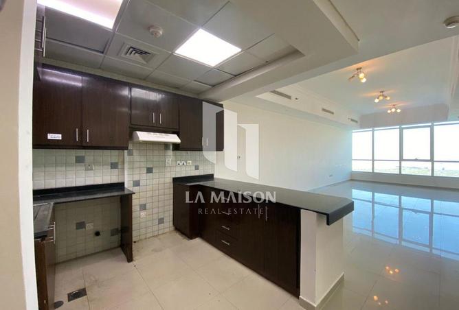 74250908 - Property Image 3