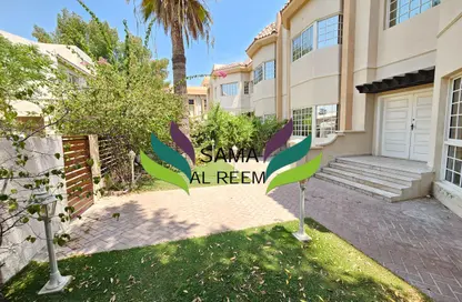 Villa - 4 Bedrooms - 4 Bathrooms for rent in Jumeirah 3 Villas - Jumeirah 3 - Jumeirah - Dubai Villa - 4 Bedrooms - 4 Bathrooms for rent in Jumeirah 3 Villas - Jumeirah 3 - Jumeirah - Dubai