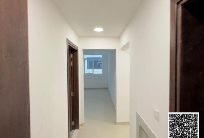 81923452 - Property Image 3