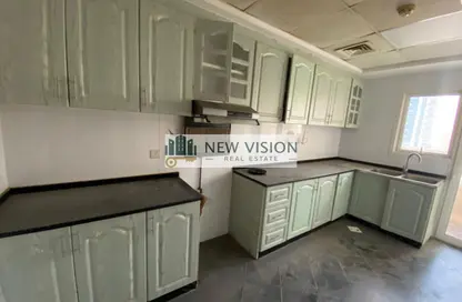 Apartment - 2 Bedrooms - 2 Bathrooms for rent in Al Khan Lagoon Tower - Al Khan Lagoon - Al Khan - Sharjah