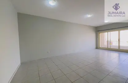 شقة - غرفة نوم - 2 حمامات للايجار في شقق الجولف - قرية الحمرا - رأس الخيمة