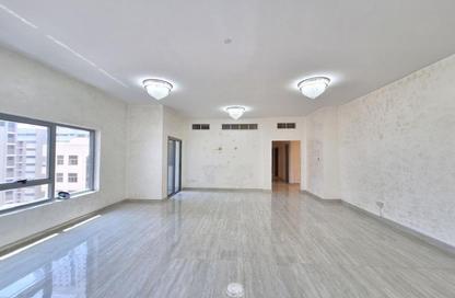 Apartment - 3 Bedrooms - 4 Bathrooms for sale in Al Majaz 3 - Al Majaz - Sharjah