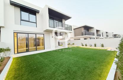 Townhouse - 4 - 5 for sale in Jebel Ali Village Townhouses - Jebel Ali Village - Jebel Ali - Dubai